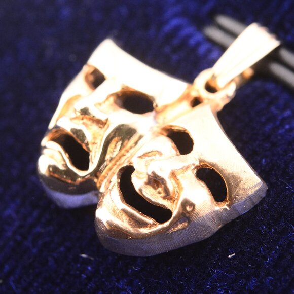 10K Comedy and Tragedy Masks Pendant - Picture 4 of 10